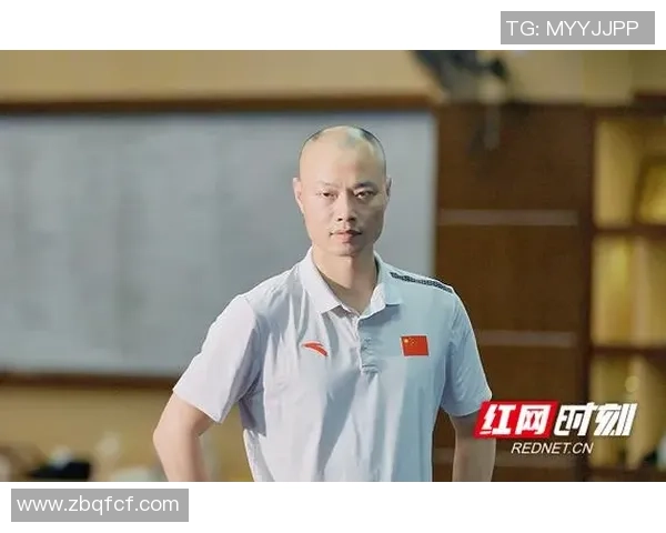 以体育人 点亮星光——长沙体育优异教练员系列报道⑤ - 李坚：八千昼夜，武动长沙少年魂